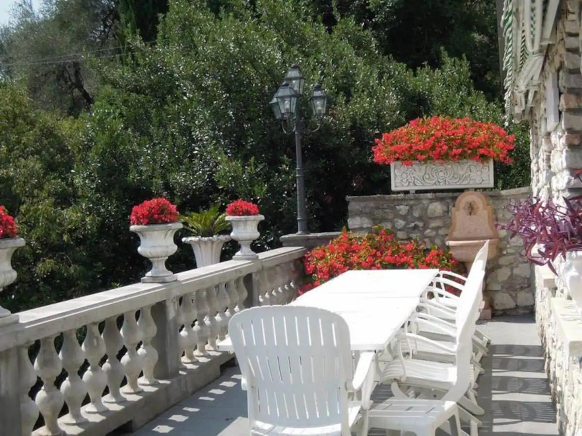 Villa Pinetina ガルニャーノ エクステリア 写真