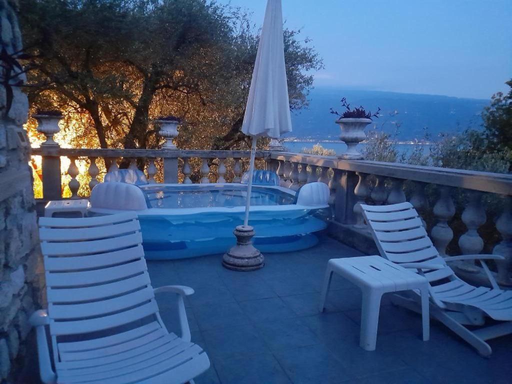Villa Pinetina ガルニャーノ エクステリア 写真
